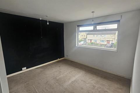 8 Bacton Road, Cardiff, CF14 2PN
