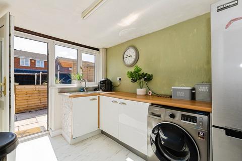 1 Adwell Close, Lowton, Warrington, WA3 1DE