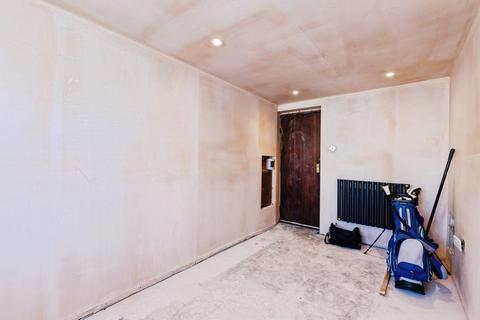 1 Adwell Close, Lowton, Warrington, WA3 1DE