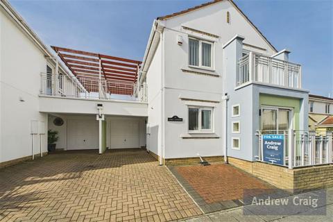 3 bedroom semi-detached house for sale, Coble Landing, South Shields