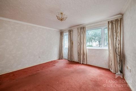 undefined, Southside Street, Plymouth PL1