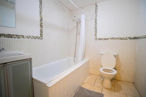 undefined, 4-Bed Semi-Detached House for Sale on Brackenbury Road, Preston