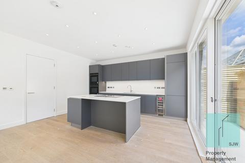 3 bedroom townhouse to rent, Appleton Way, Cambridge CB3