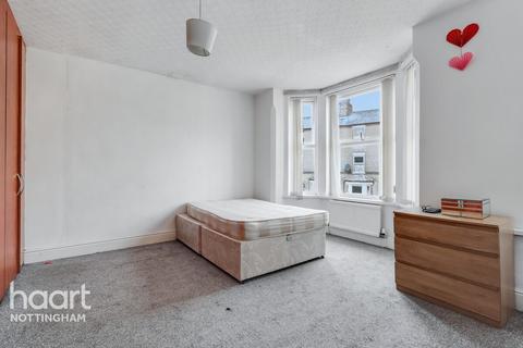 92 Colwick Road, Nottingham, NG2 4AQ