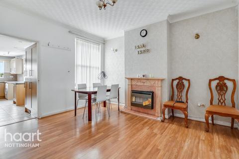 3 bedroom terraced house for sale, Colwick Road, Nottingham