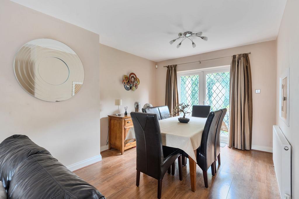 Lounge / Dining Room