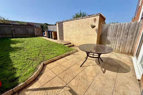 12 Arnull Crescent, Daventry, NN11 9AY