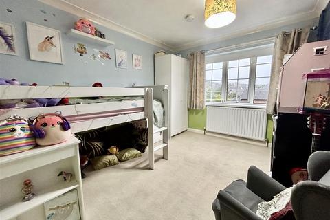 undefined, Moorgate Avenue, Kippax, Leeds