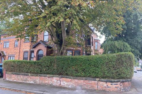 4 bedroom end of terrace house for sale, Windsor Road, Manchester