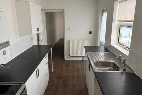 undefined, Flat B, 2 Pearson Park, Hull, HU5 2SY