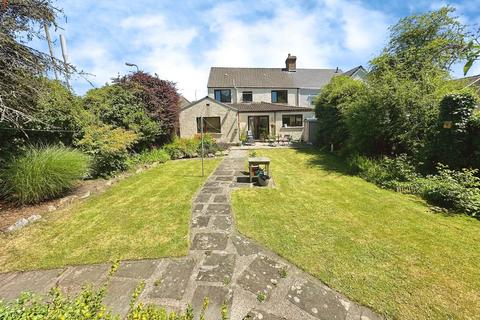 4 bedroom end of terrace house for sale, High Street, Heol-y-cyw, Bridgend County. CF35 6HR