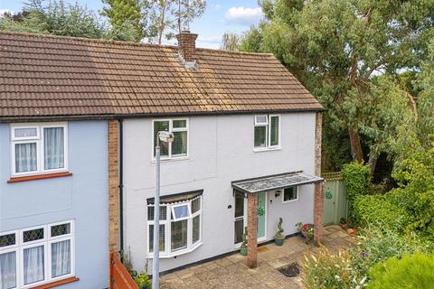 3 bedroom end of terrace house for sale, Coronation Hill, Epping