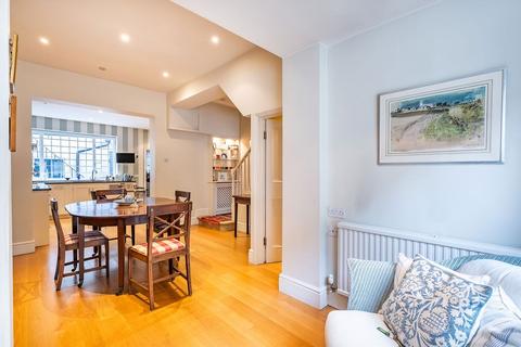 undefined, Alderney Street, London SW1V