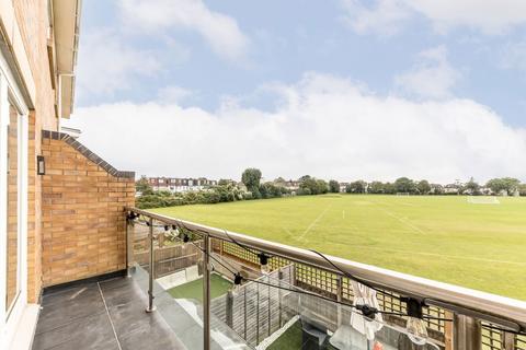 undefined, Greenview Drive, Raynes Park SW20