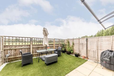 undefined, Greenview Drive, Raynes Park SW20