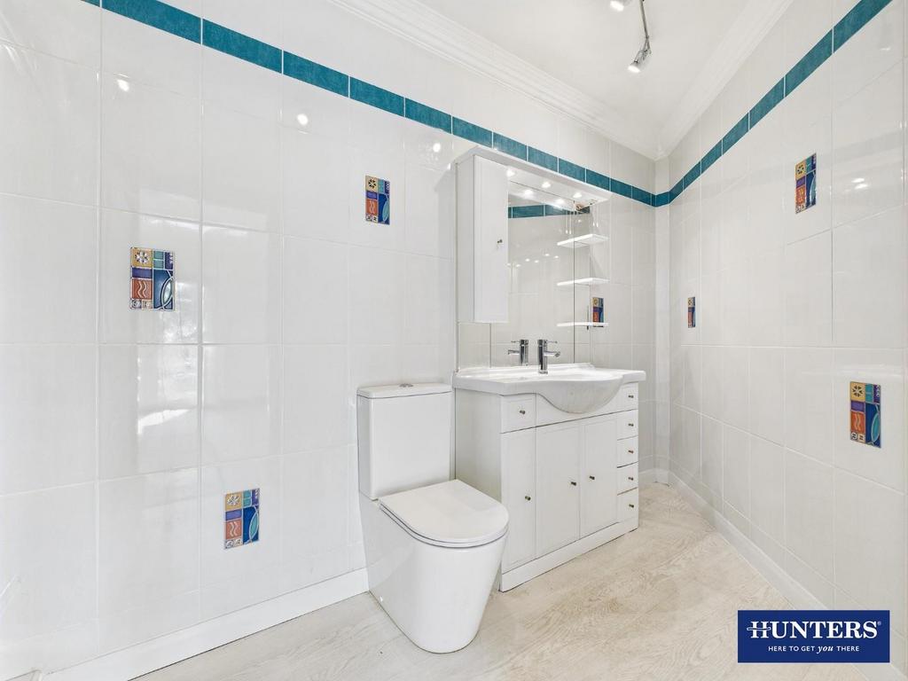 Master En-Suite