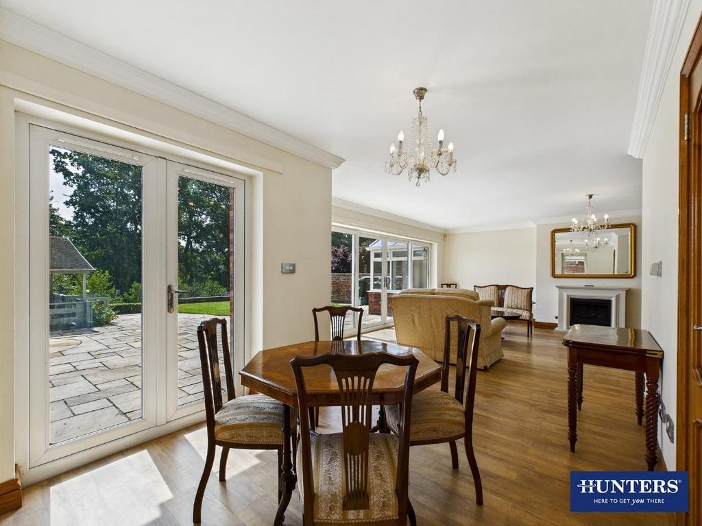 Living &amp; Dining Room