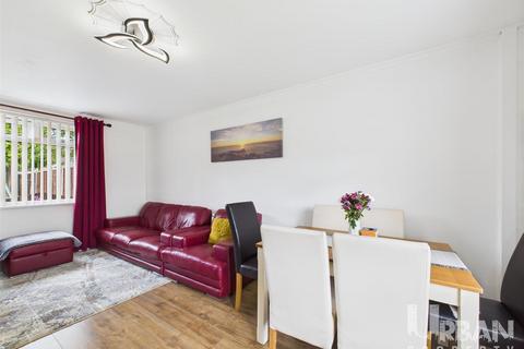 undefined, Caledon Close, Hull