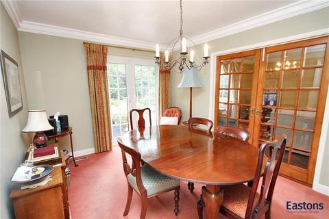 4 bedroom detached house for sale, Elmshorn, Surrey KT17