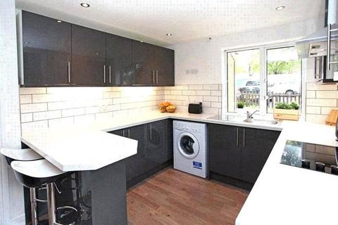 1 bedroom in a house share to rent, Catherton, Stirchley, Telford, Shropshire, TF3