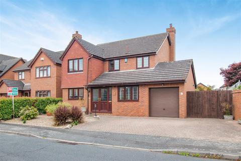 4 bedroom detached house for sale, Priestley Drive, Larkfield