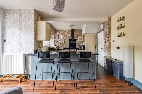 undefined, Horner Crescent, Batley