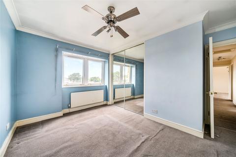undefined, Avenue Elmers, Surbiton KT6