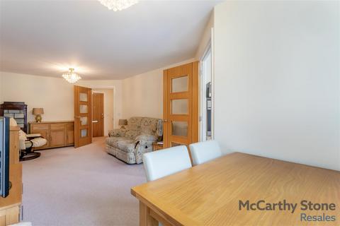 1 bedroom apartment for sale, Olympic Court, Cannon Lane, Luton, Stopsley