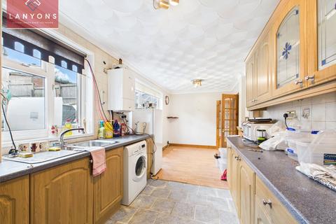 undefined, Kennard Street, Ton Pentre, Pentre, Rhondda Cynon Taf, CF41