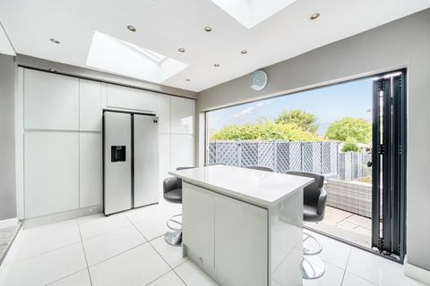 81 Egham Crescent, Sutton, SM3 9AP