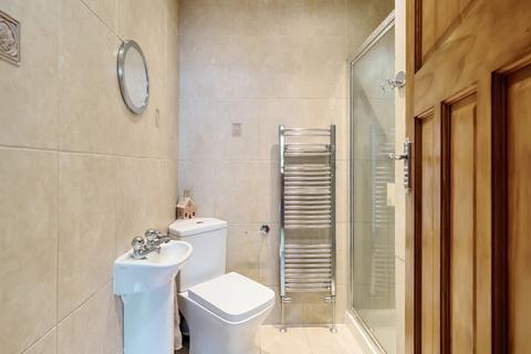 81 Egham Crescent, Sutton, SM3 9AP