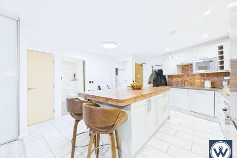 undefined, Radcliffe House , 401 Ashton Old Road, Manchester, M11 2DJ