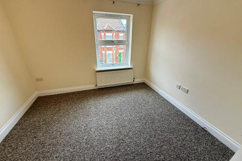 2 bedroom terraced house to rent, Bath Street, Hampshire SO14