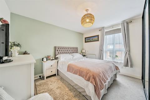 undefined, Denman Avenue, Glos GL50
