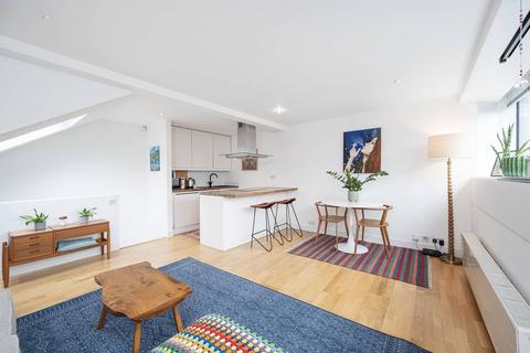 1 bedroom flat for sale, French Place, Shoreditch, London, E1