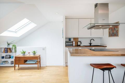1 bedroom flat for sale, French Place, Shoreditch, London, E1