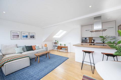 15a French Place, London, E1 6JB