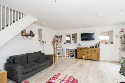 2 bedroom detached house for sale, Sherrier Way, Lutterworth