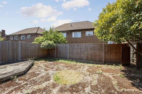 17 Parkfields Avenue, London, SW20 0QS