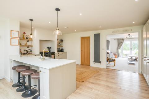 4 bedroom detached bungalow for sale, 7 Reeds Park, Lostwithiel, Cornwall, PL22