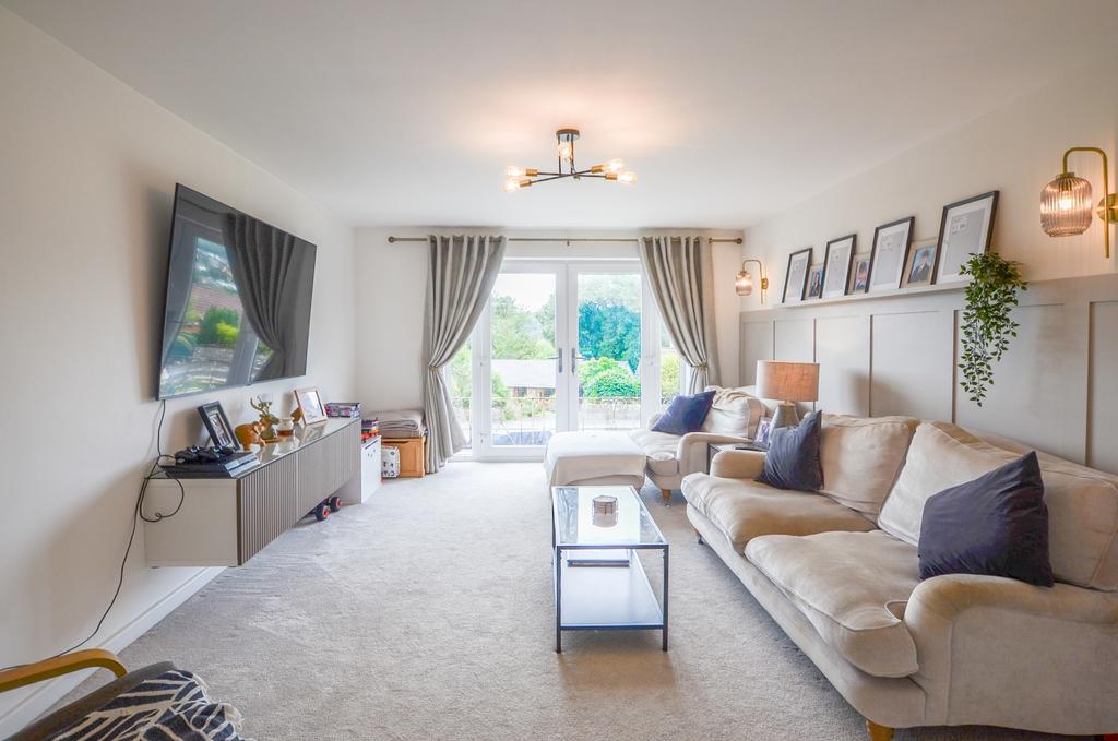 7 Reeds Park TPS 01208 872728 -11