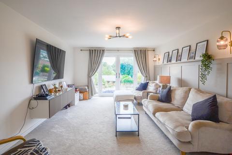 4 bedroom detached bungalow for sale, 7 Reeds Park, Lostwithiel, Cornwall, PL22