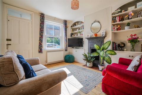 3 bedroom terraced house for sale, Bourne Avenue, Windsor