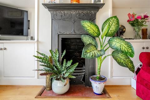 3 bedroom terraced house for sale, Bourne Avenue, Windsor