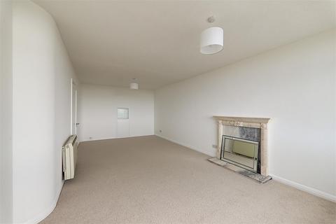 2 bedroom flat for sale, Brighton Road, Lancing, BN15