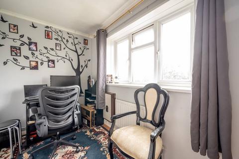 3 bedroom terraced house to rent, Lascelles Close, Leytonstone, London, E11
