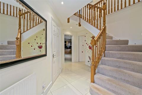 undefined, Warwick Close, Hampton