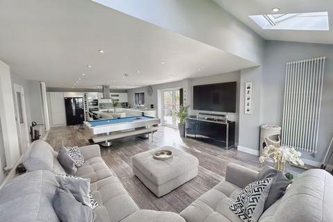undefined, Abergarw Meadow, Bridgend CF32