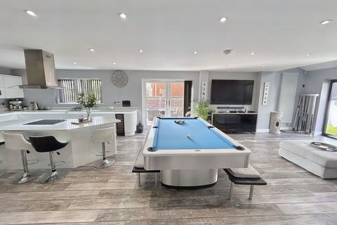 5 bedroom detached house for sale, Abergarw Meadow, Bridgend CF32