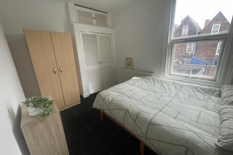 5 bedroom terraced house to rent, Lincoln LN2